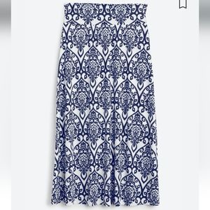 NWOT, Gilli "Delina" Long Maxi Navy Print Pull-On Shirt